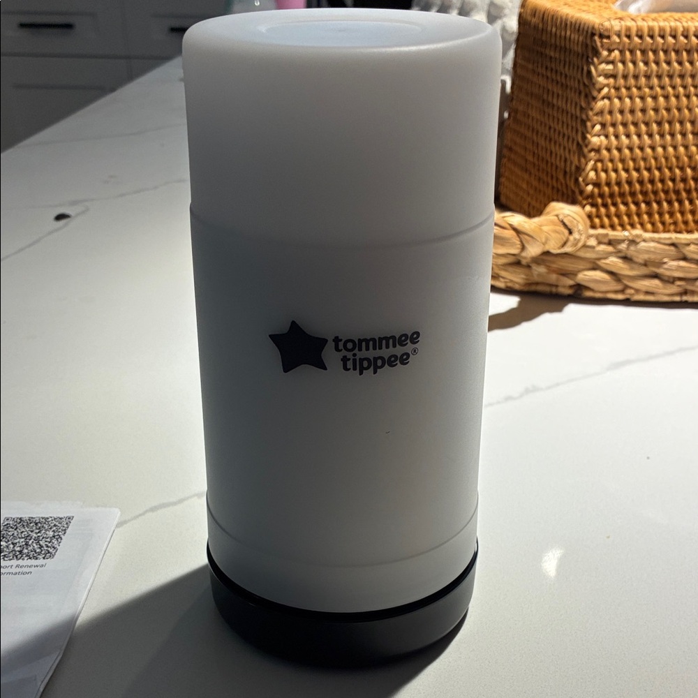 Tommee Tipppee Portable Baby Bottle and Food Warmer
